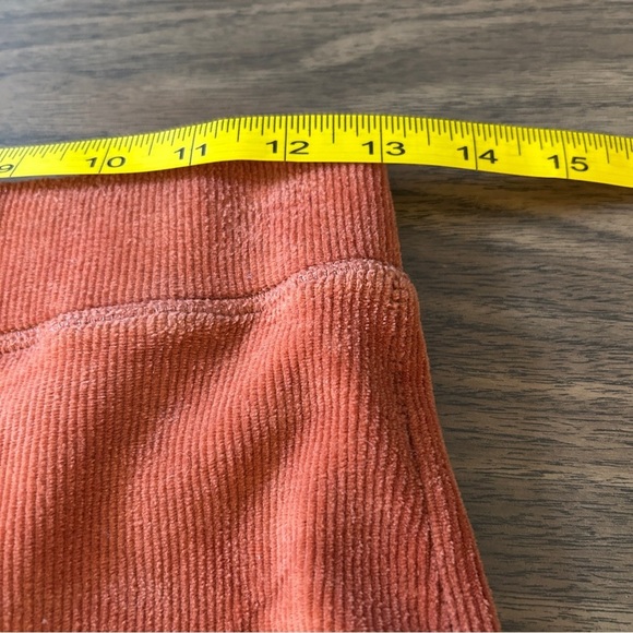 💕 AE corduroy Rust Orange Flared Pants AHH-MAZINGLY SOFT S - Picture 7 of 10